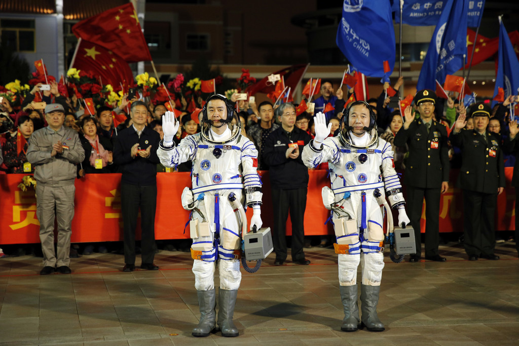 Start der chinesischen Shenzhou Rakete _7_.jpg