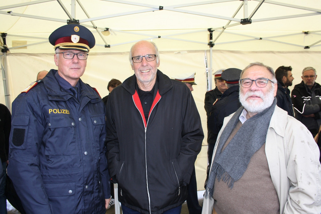 Lochau Gemeinschaftshaus SPATENSTICH 2016 _14_.JPG