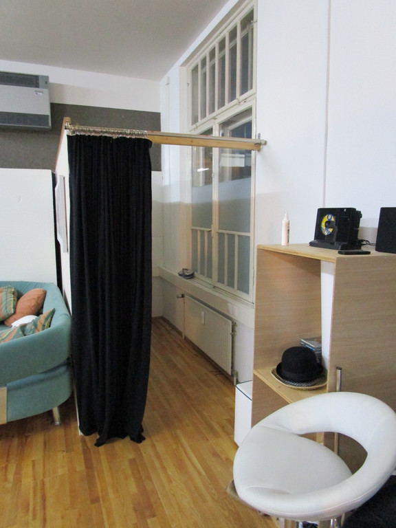 Eine Umkleidekabine f__r die Models_.jpg