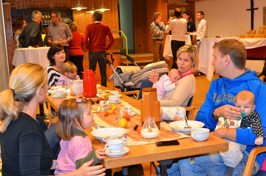 Riebelsunntig junge Familien.jpg