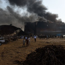 Brand auf Öltanker in Pakistan