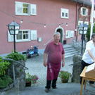 SH100698_JPG-1277735564