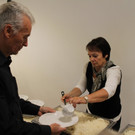 KOE_Pfr Georg kocht fuer Dach ueberm Kopf 11.jpg