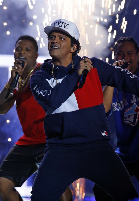 APTOPIX_Netherlands_MTV_EMA_2016.jpg
