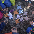 SOS-Kinderdorf faltet Tauben für Flüchtingskinder
