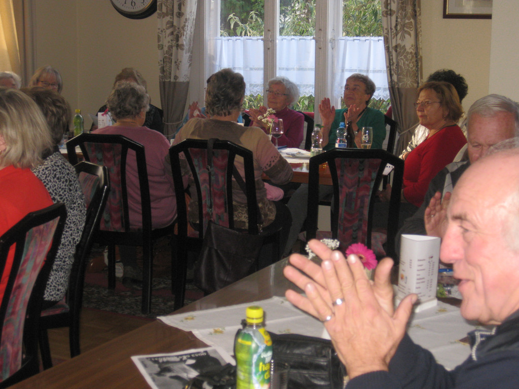 Singnachmittag im Club 50_ 08_11 Bild  5.JPG