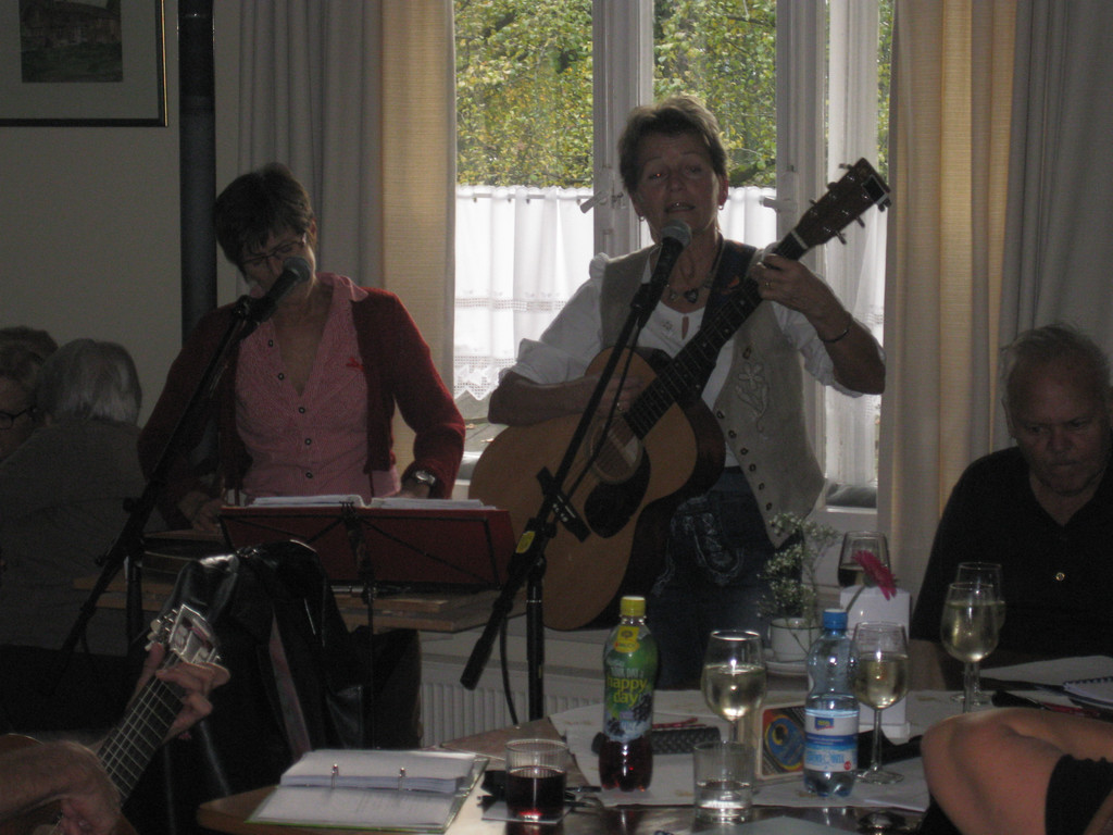 Singnachmittag im Club 50_ 08_11 Bild  14.JPG