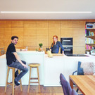 2_2_Kuechenblock_mit_Menschen.jpg