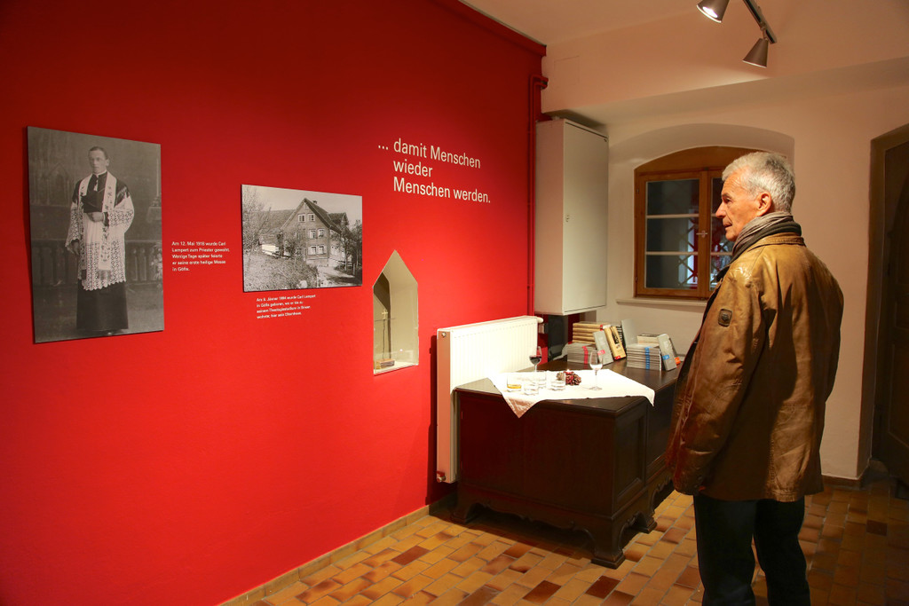 KOE_Eroeffnung Cartl Lampert Archiv 5.jpg