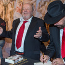 Buch Wien 16  13_11_2016 _40 von 92_.jpg