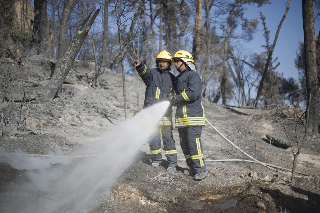 Mideast_Israel_Fire.jpg