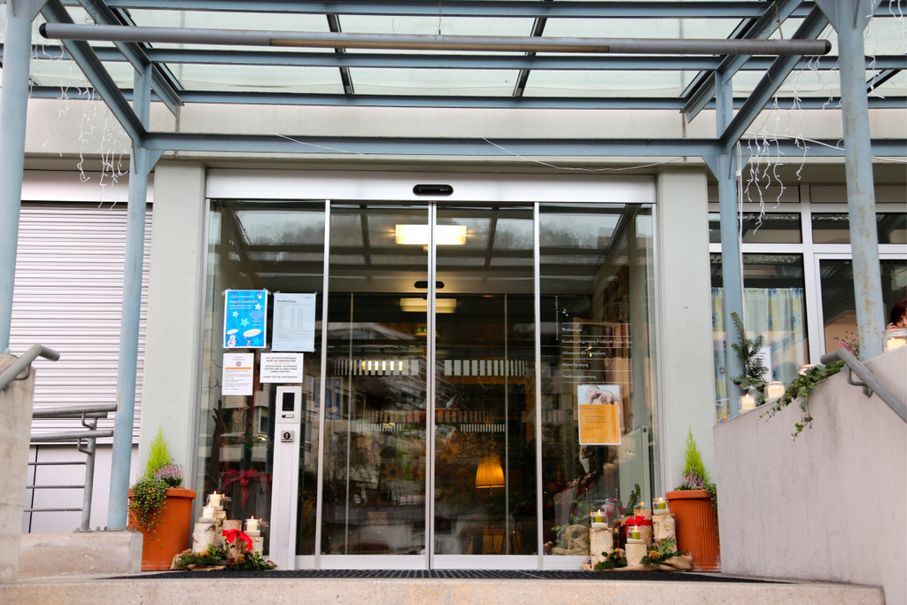 KOE_Adventmarkt Haus Schillerstrasse 2.jpg