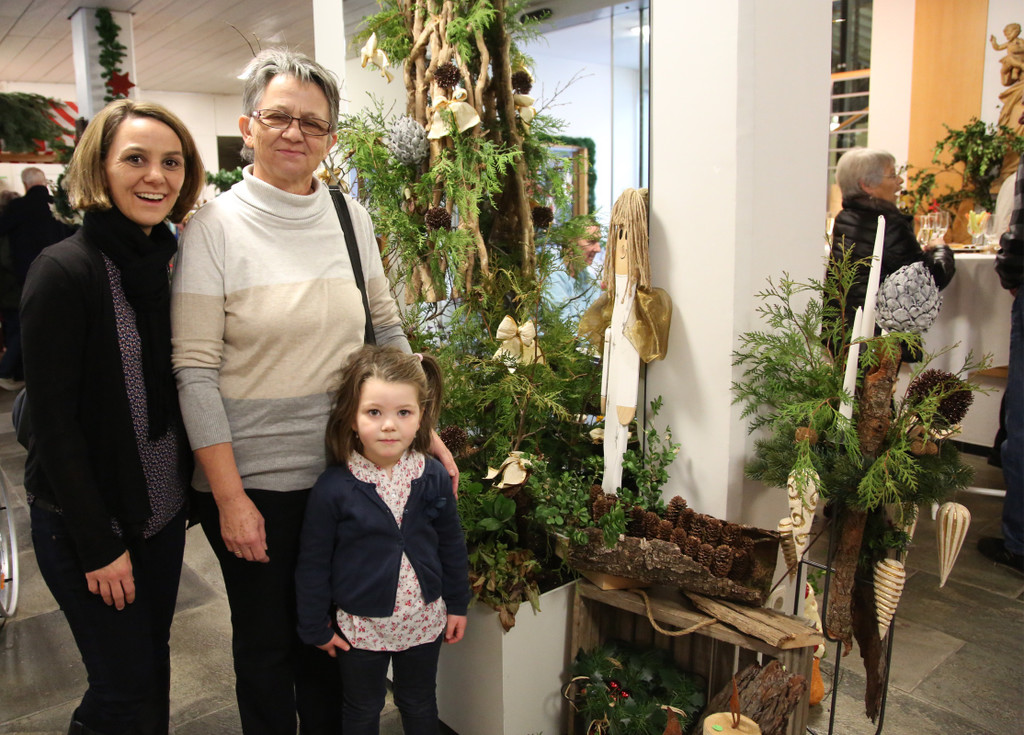 KOE_Adventmarkt Haus Schillerstrasse 21.jpg