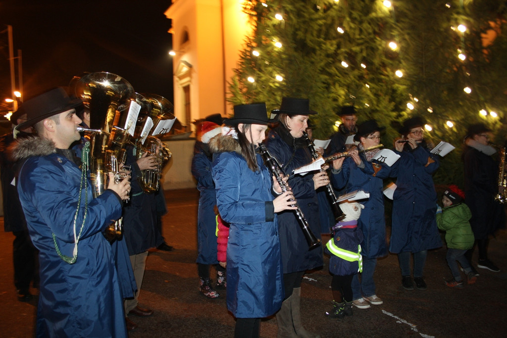Adventzauber ILLUMINIERUNG W-Beleuchtung 2016 _27_.JPG