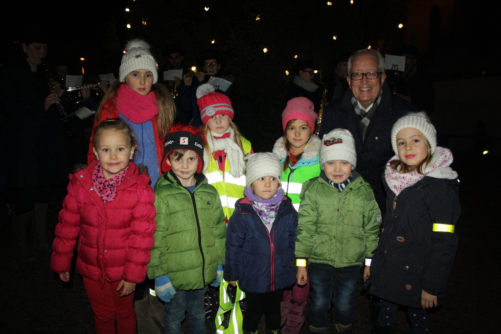 Adventzauber ILLUMINIERUNG W-Beleuchtung 2016 _24_.JPG