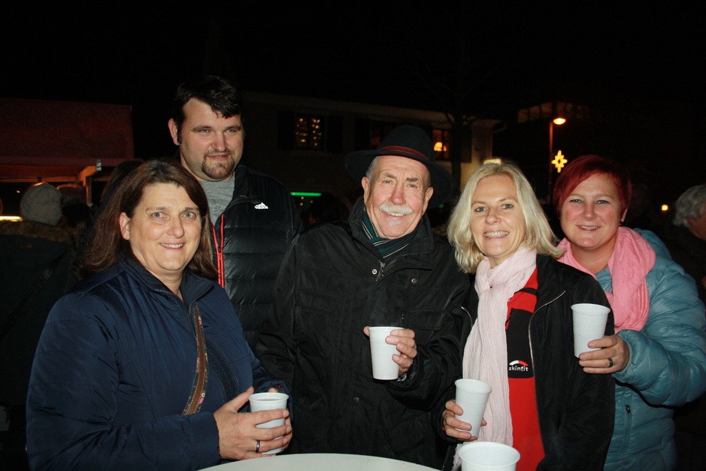 Adventzauber ILLUMINIERUNG W-Beleuchtung 2016 _29_.JPG