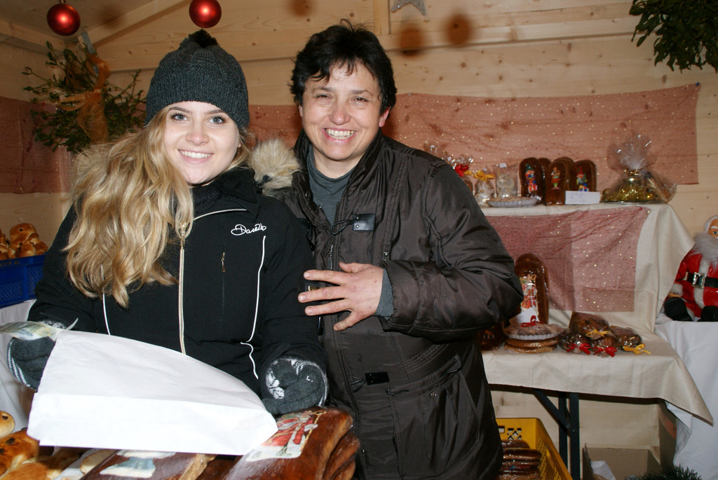 v_li_ Isabell und Angelika_ B__ckerei Beirer.JPG