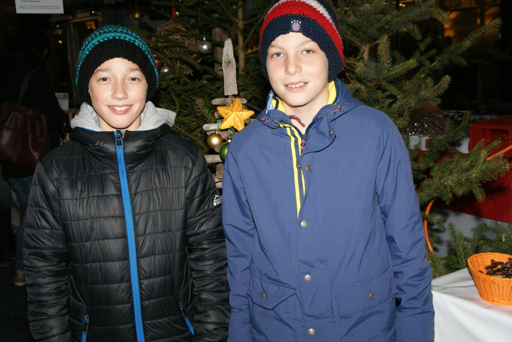 v_li_ Valentin _12__ Carlos _12_.JPG