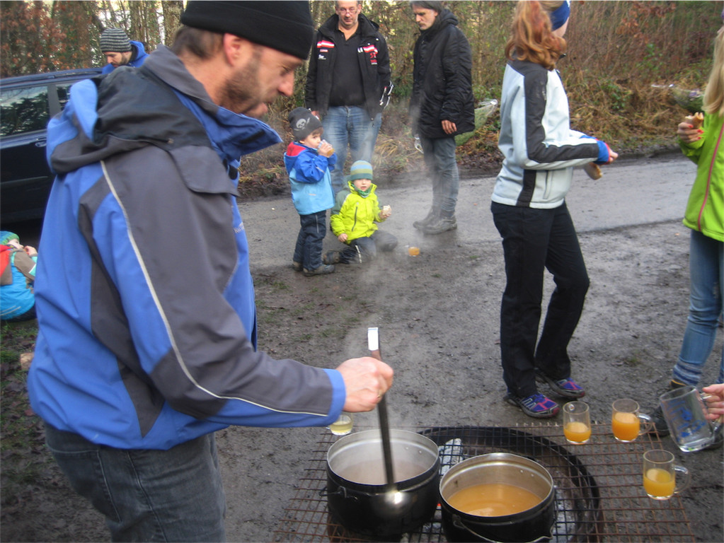 BK_Christbaum selber fa__llen_20122014 24.JPG