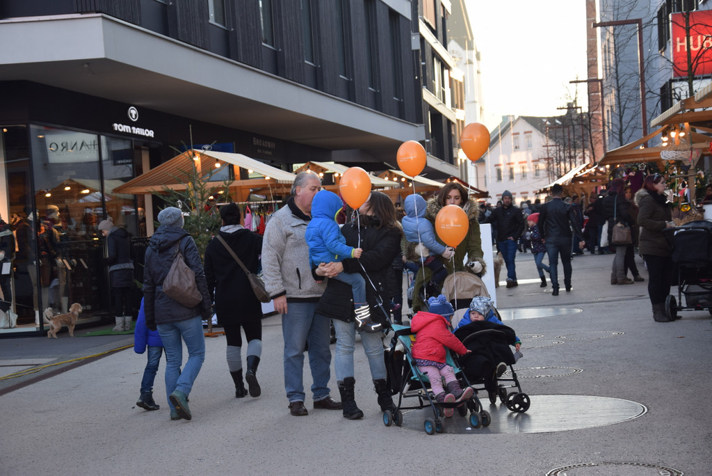 Advent Garnmarkt 2_12 _28_.JPG