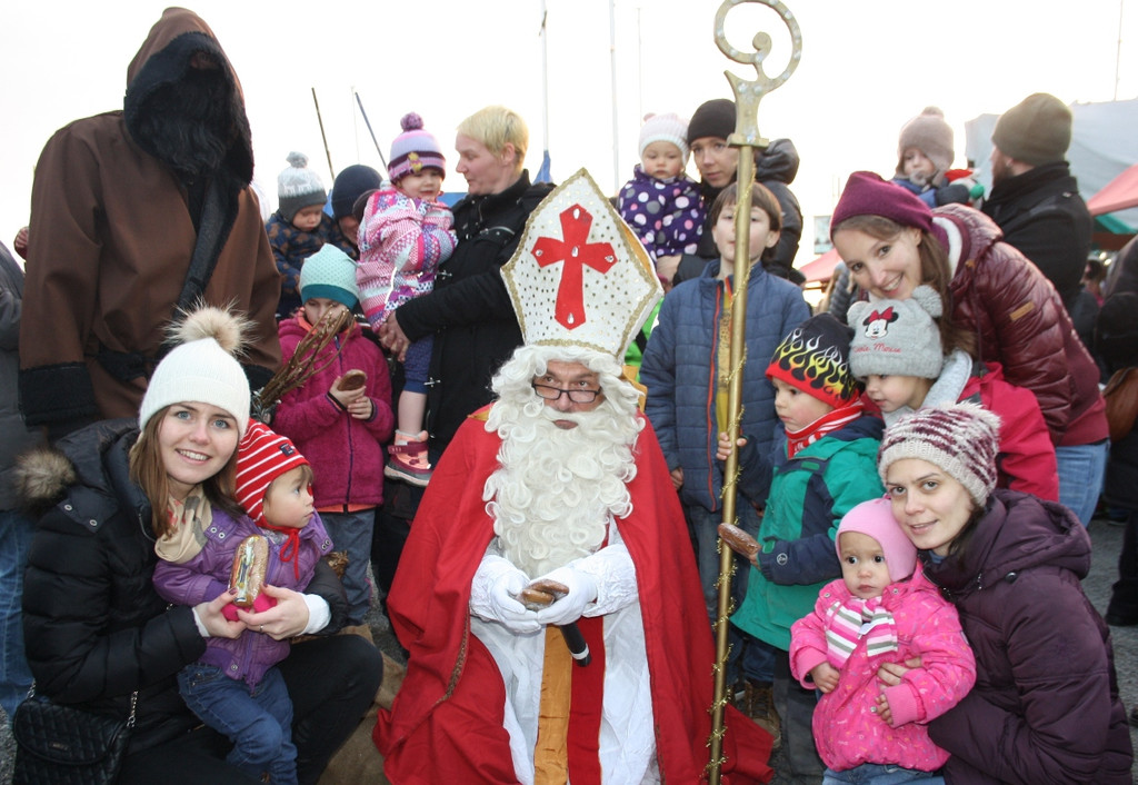 Adventzauber NIKOLAUSMARKT am See 04-12-2016 _9_.JPG