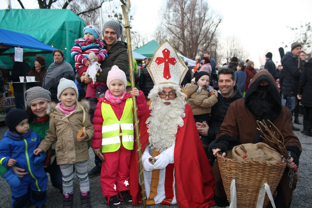 Adventzauber NIKOLAUSMARKT am See 04-12-2016 _13_.JPG