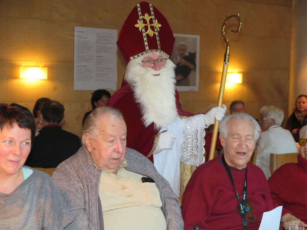 KOE_MOHI feiert Advent 5.jpg
