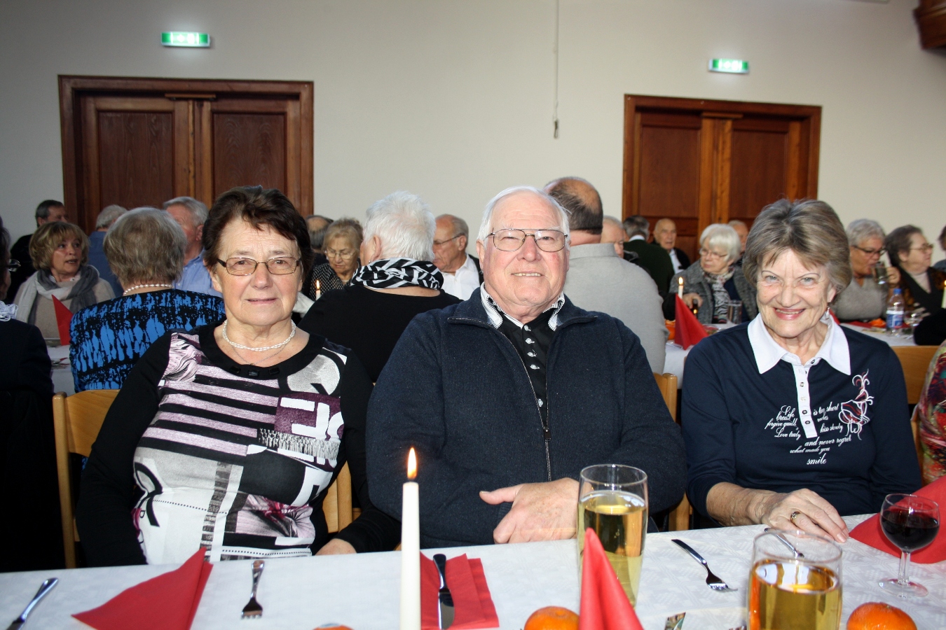 Senioren ADVENTFEIER B Menschen 10-12-2016 _4_.JPG