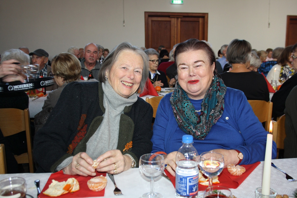 Senioren ADVENTFEIER B Menschen 10-12-2016 _15_.JPG