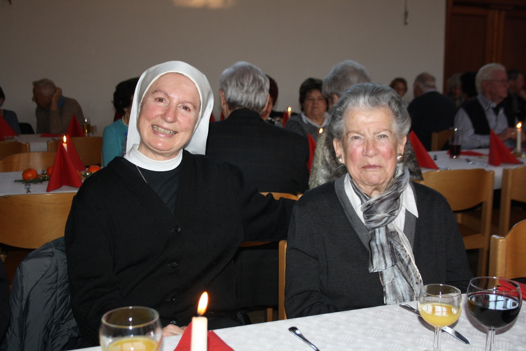 Senioren ADVENTFEIER B Menschen 10-12-2016 _18_.JPG
