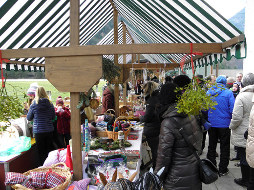 Adventmarkt Bingser Zwergle3.JPG