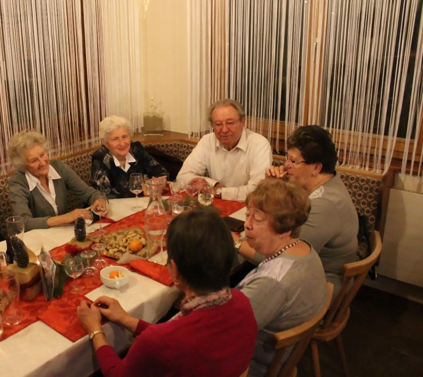 nikolf26.jpg