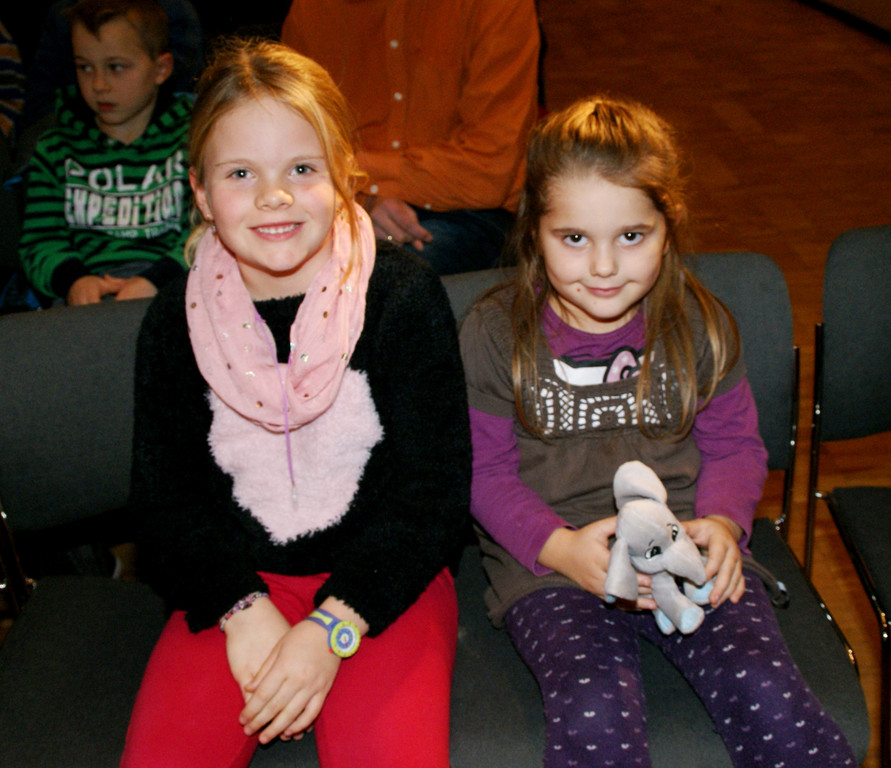 Myla und Julia.JPG