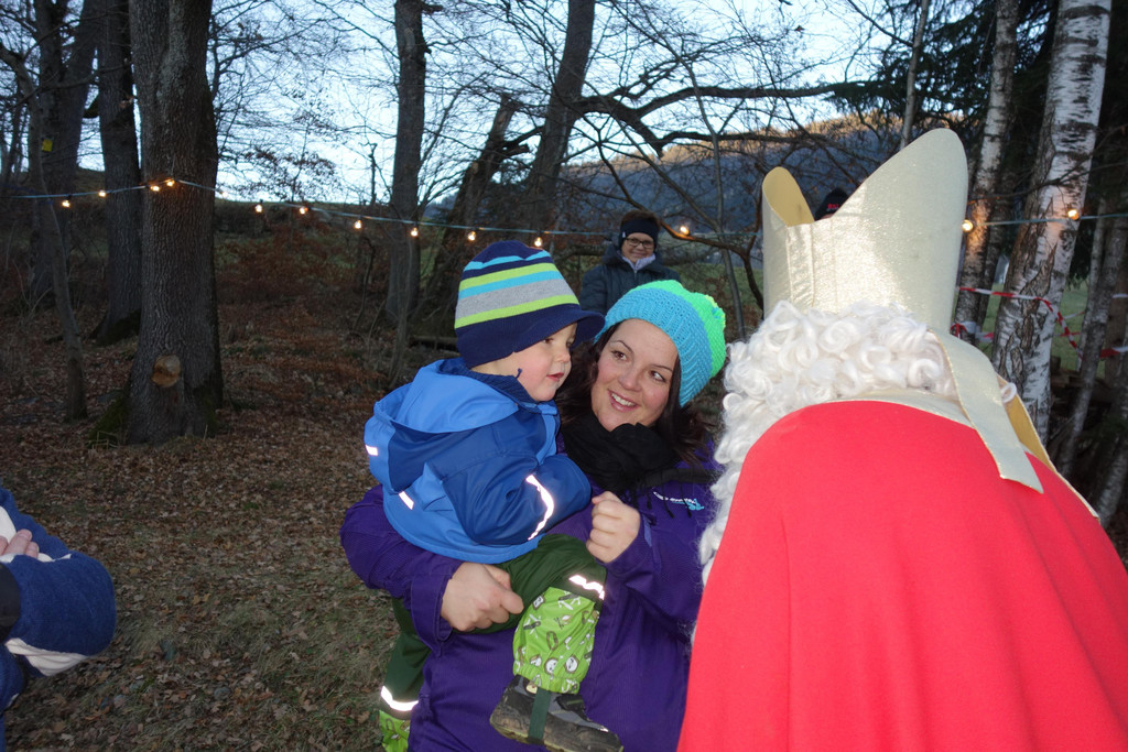 Nikolausfeier im Wald am 2_12 _168_.JPG