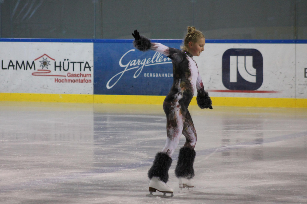 2016_Stephanie_Montafon.jpg
