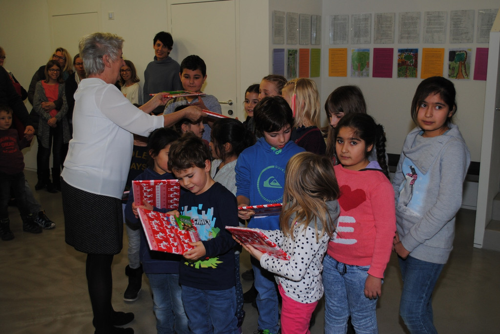 Schule fr__her-heute5.JPG