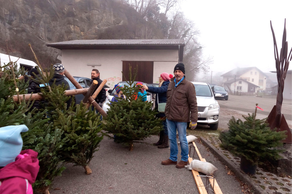 KOE_Christbaummarkt Pfadfinder FK 4.jpg