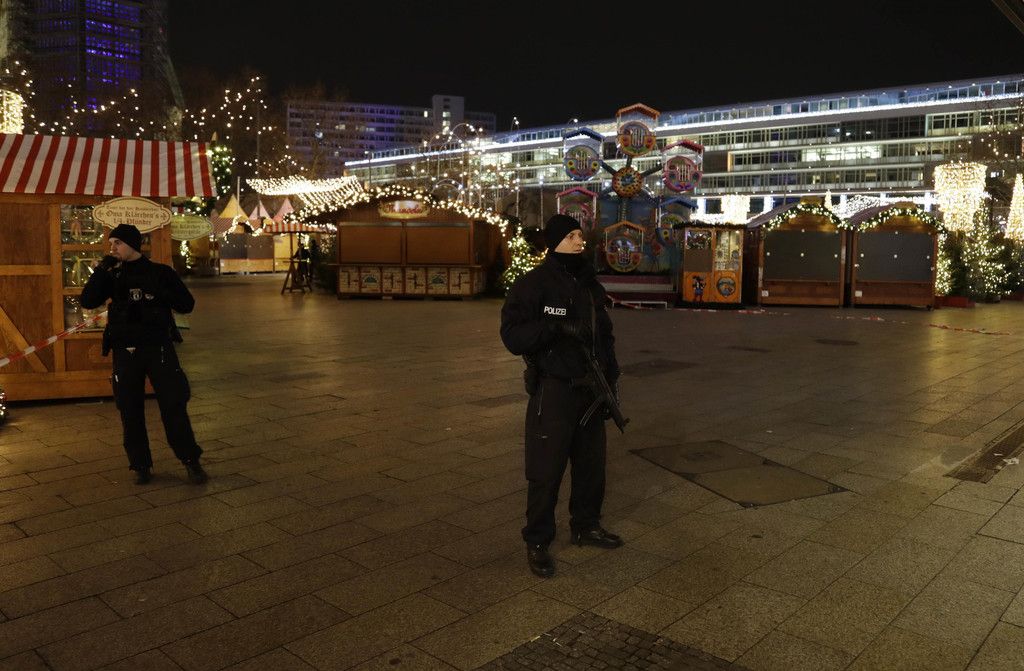 Germany_Christmas_Market_14569.jpg