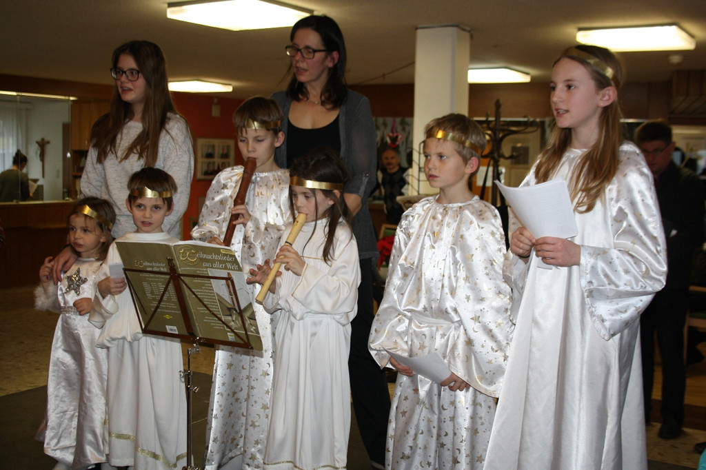 Jesuheim WEIHNACHTSFEIER 22-12-2016 _27_.JPG