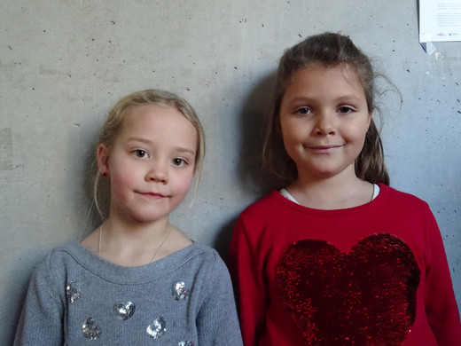 Leni und Nathalie.JPG