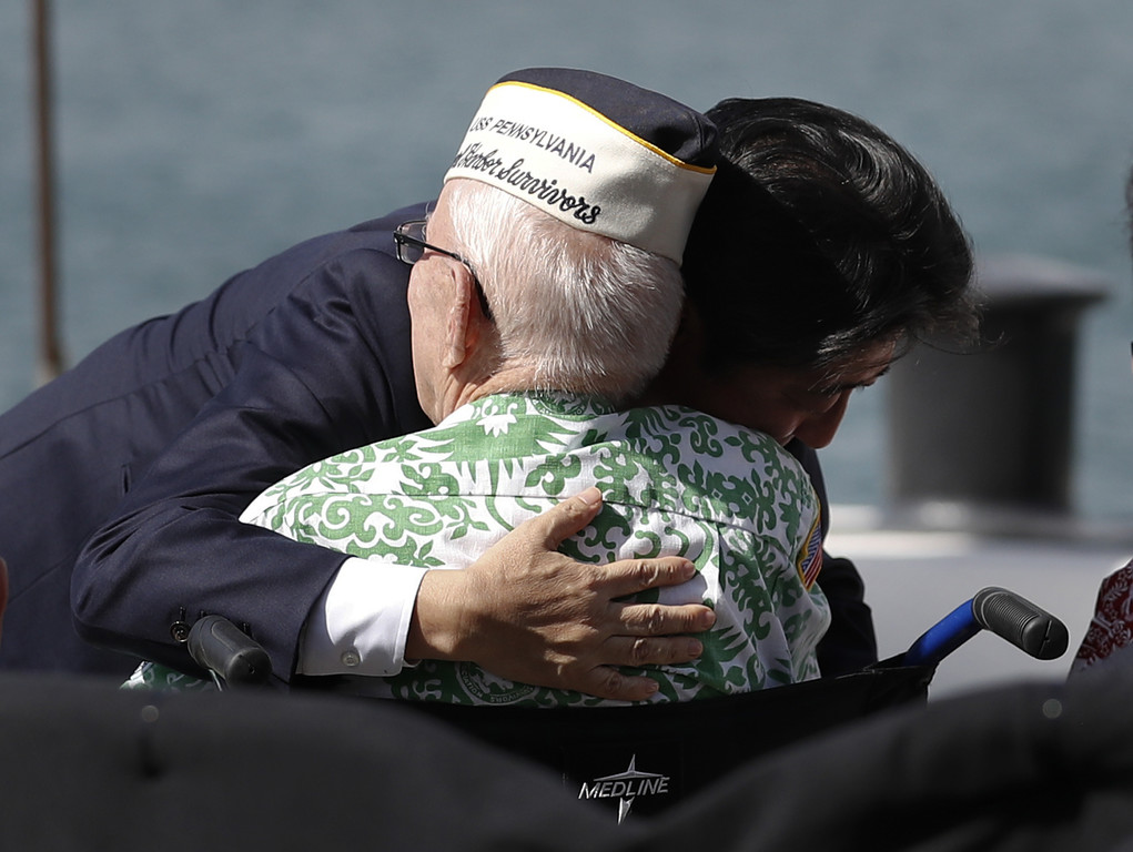 Pearl harbor abe obama _56_.jpg