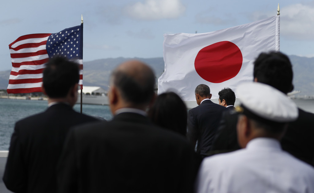 Pearl harbor abe obama _3_.jpg