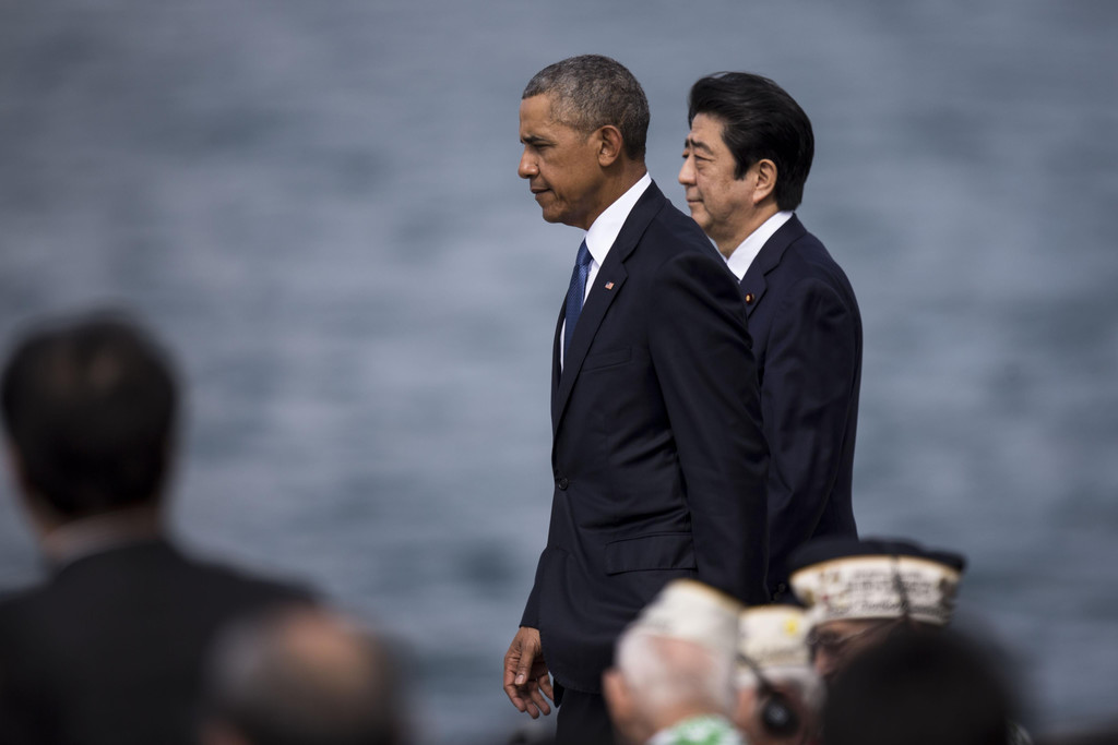 Pearl harbor abe obama _28_.jpg