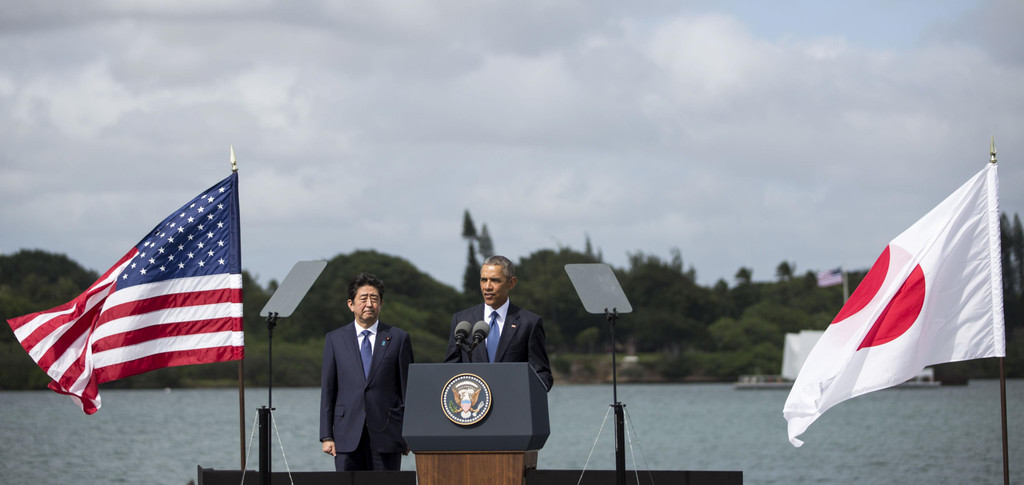 Pearl harbor abe obama _37_.jpg
