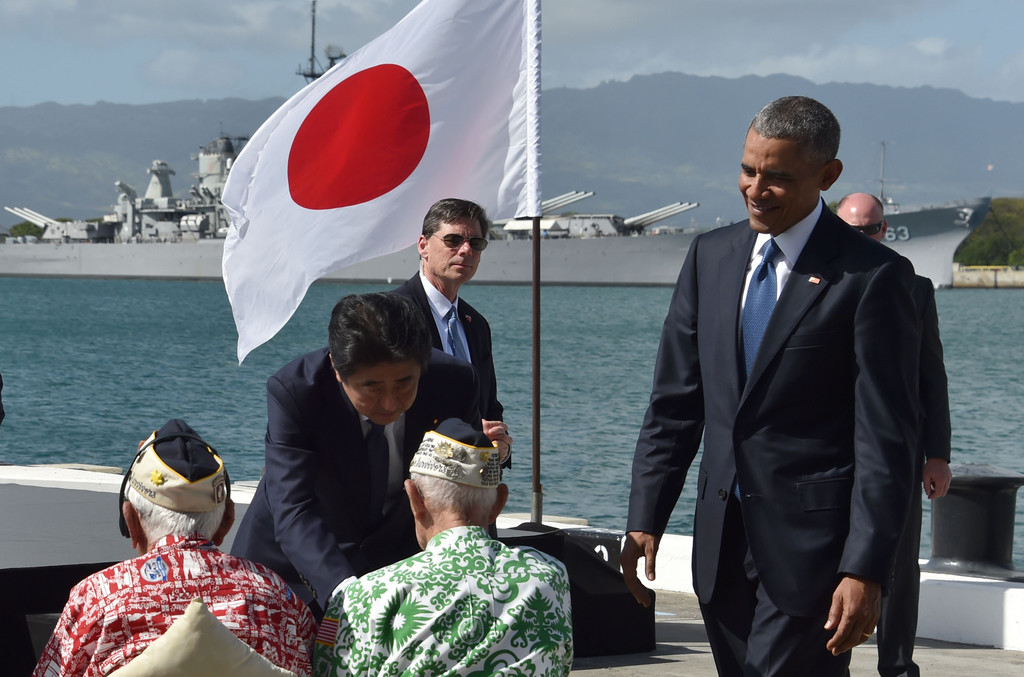 Pearl harbor abe obama _40_.jpg