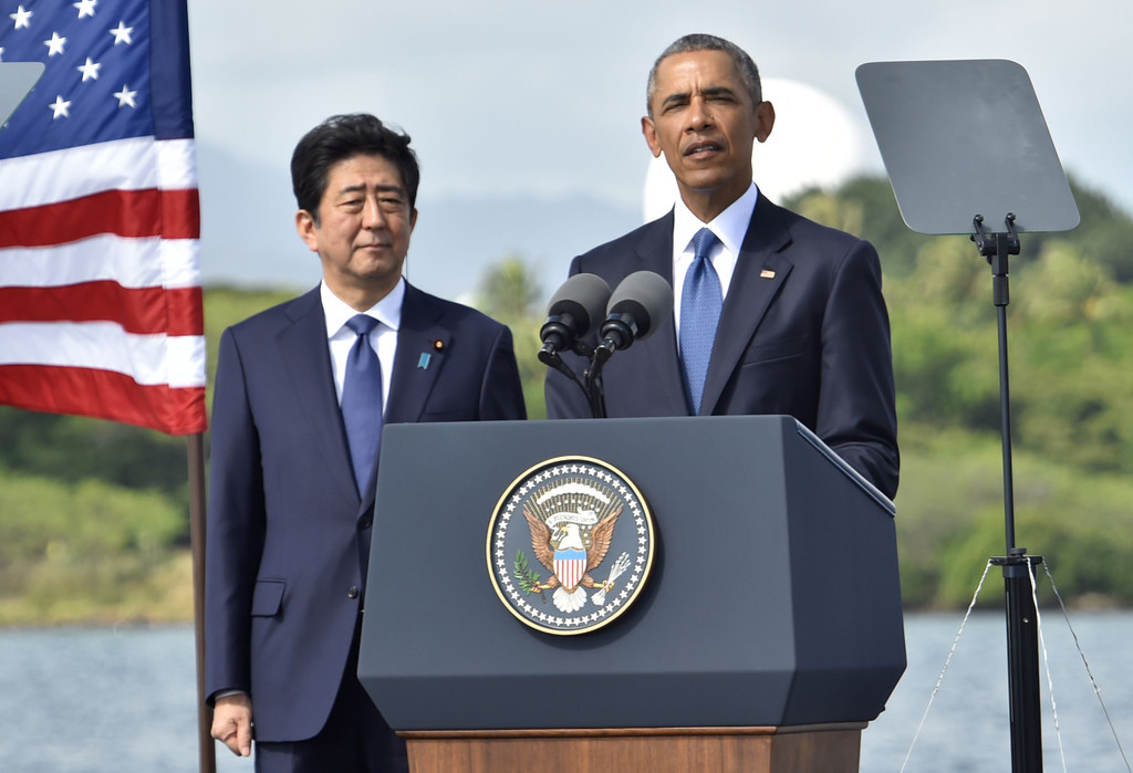 Pearl harbor abe obama _48_.jpg