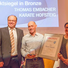 Marktsiegel in Gold und Bronze für KARATE HOFSTEIG