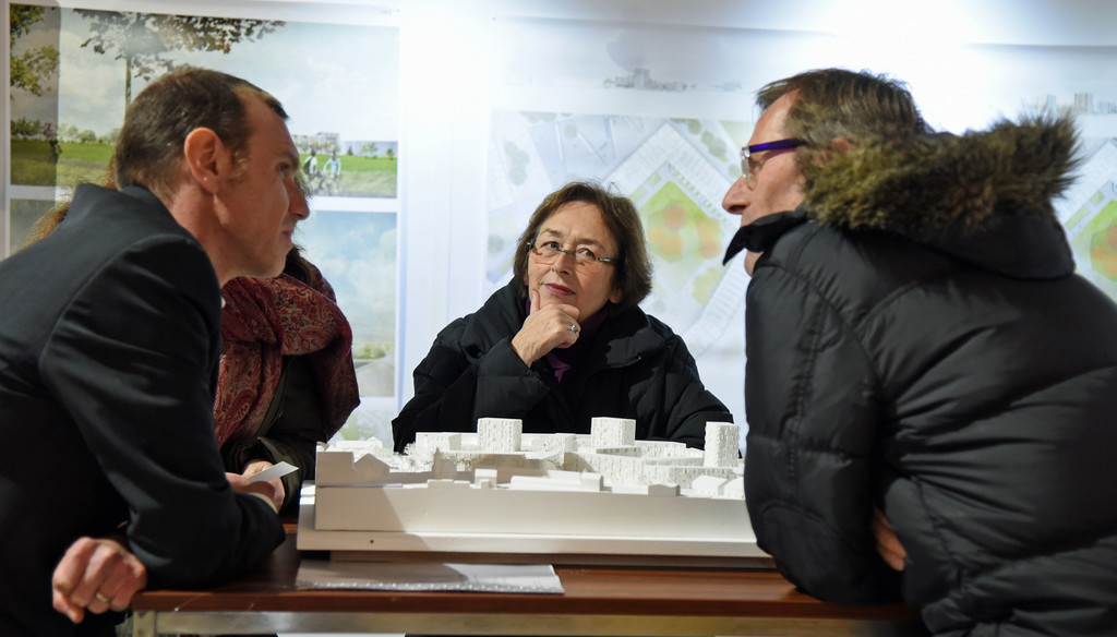 i_R_AusstellungVierLindenQuartier2.jpg