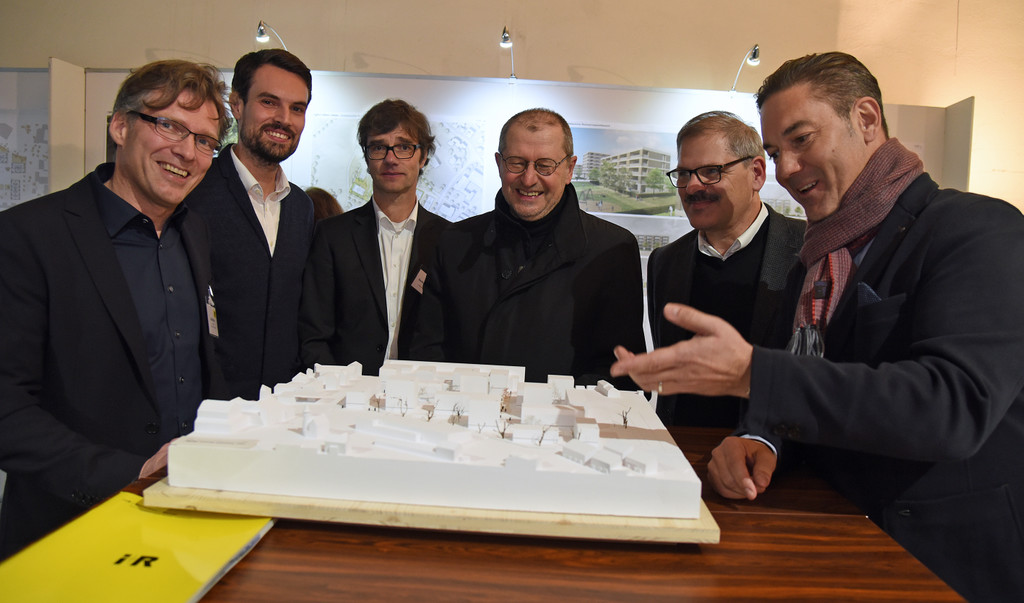 i_R_AusstellungVierLindenQuartier3.jpg