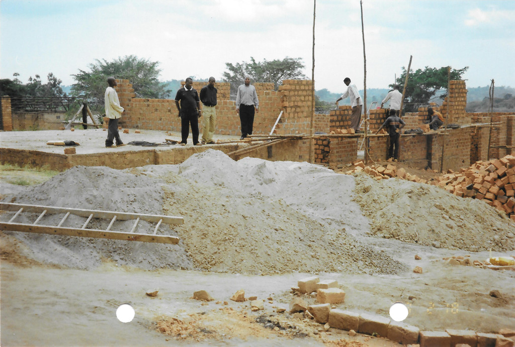 Schule in Kasambya-1.jpg